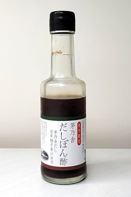 朋友送的日式高湯醋，不錯。