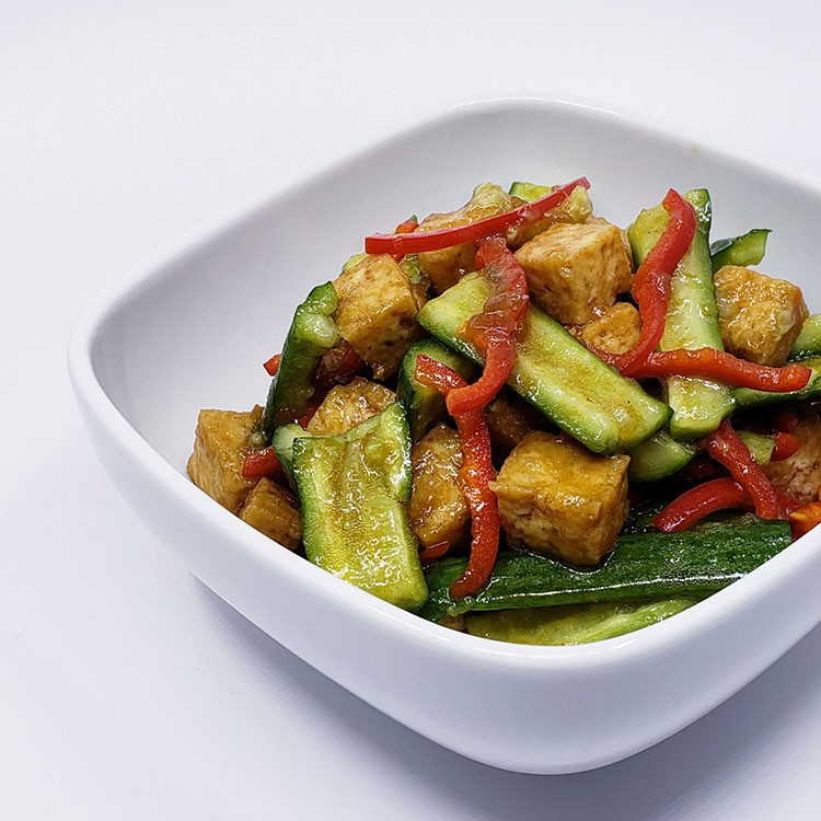 青瓜拌豆腐（北海道洋蔥甜蝦沙律汁之二）