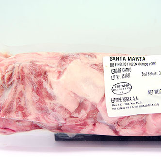 豬肋條很肥膩，但用蒸的口感爽滑，不怕肥的一定要試。